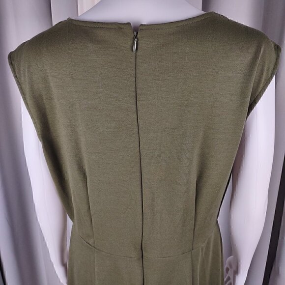 Merona Women's Olive Green Sleeveless, Zipper in Back Dress Size Large - Picture 4 of 11